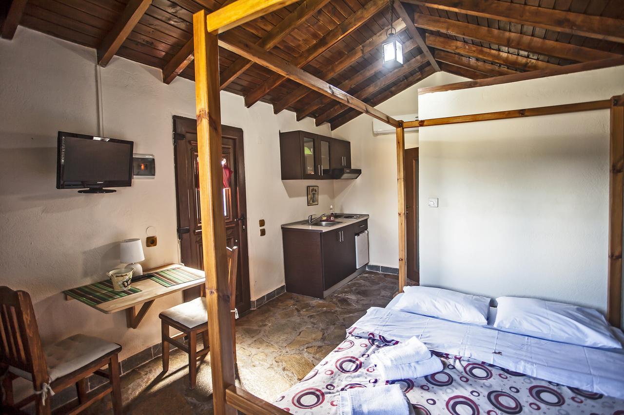 Ihnilatis Bed & Breakfast Kerkini Ngoại thất bức ảnh